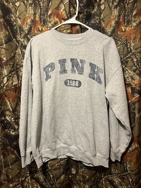VS PINK crewneck sweatshirt- PRICE FIRM